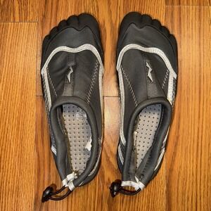 Norty Water shoes Size 4 Unisex Beach Swimming Pool